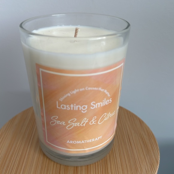 Candle - Picture 2 of 4